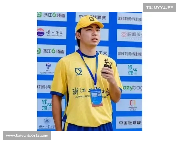 浙江工业大学板球队队长林德奇表示毕业告别赛全力拼搏展现气势 浙江工业大学板球队队长林德奇表示毕业告别赛全力拼搏展现气势
