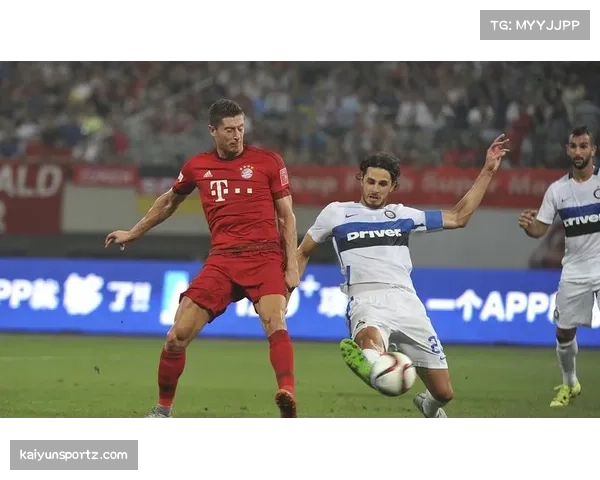 拜仁高位压迫场均7.3次前场反抢，控球打法融合高效转换进攻